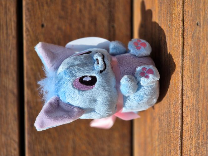 Blue Gift Kiro: Click Critters